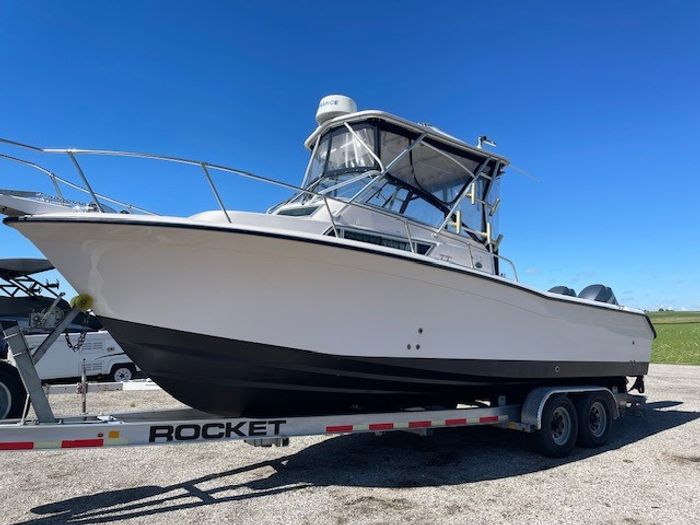 2002 Grady-White Islander 270 Photo 1 of 15