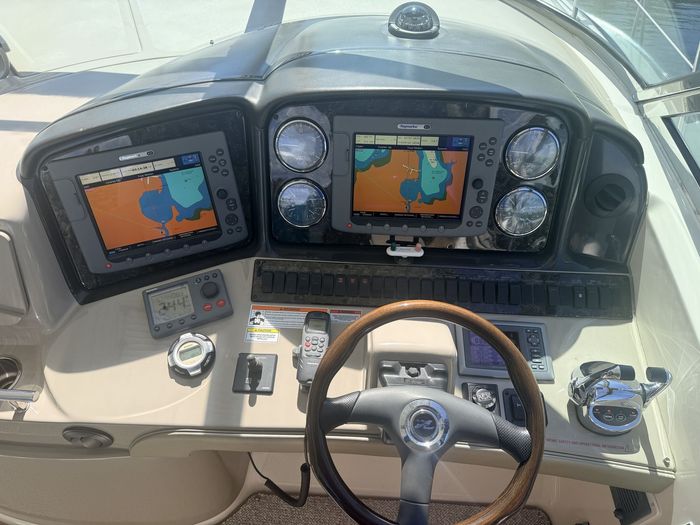2009 Sea Ray 40 Sundancer Photo 27 of 41