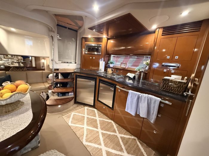 2009 Sea Ray 40 Sundancer Photo 29 of 41