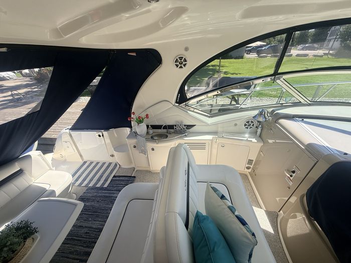 2009 Sea Ray 40 Sundancer Photo 21 of 41
