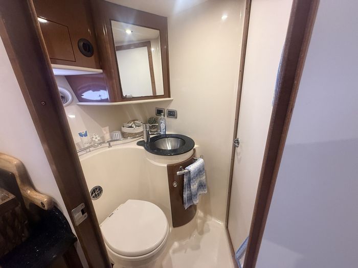 2009 Sea Ray 40 Sundancer Photo 40 of 41