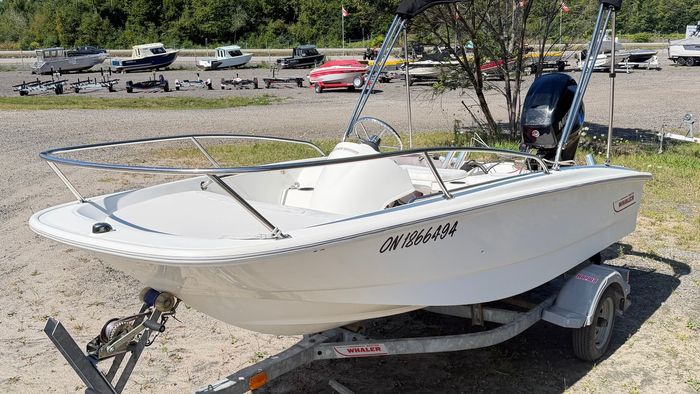 2009 Boston Whaler 130 Super Sport Photo 2 of 8