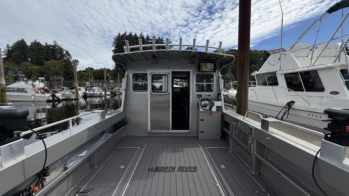 2026 North River Offshore 3100SXL Photo 13 of 26