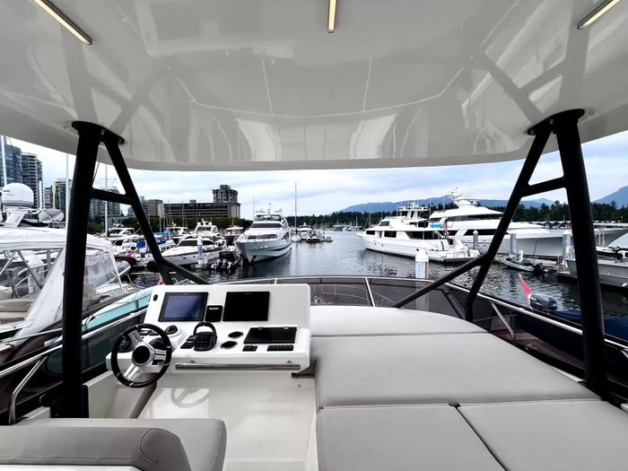 2021 Prestige 520 Fly Photo 140 of 170