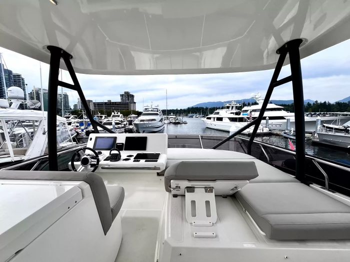 2021 Prestige 520 Fly Photo 141 of 170