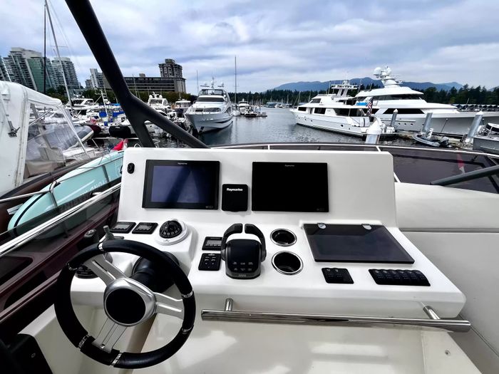 2021 Prestige 520 Fly Photo 148 of 170