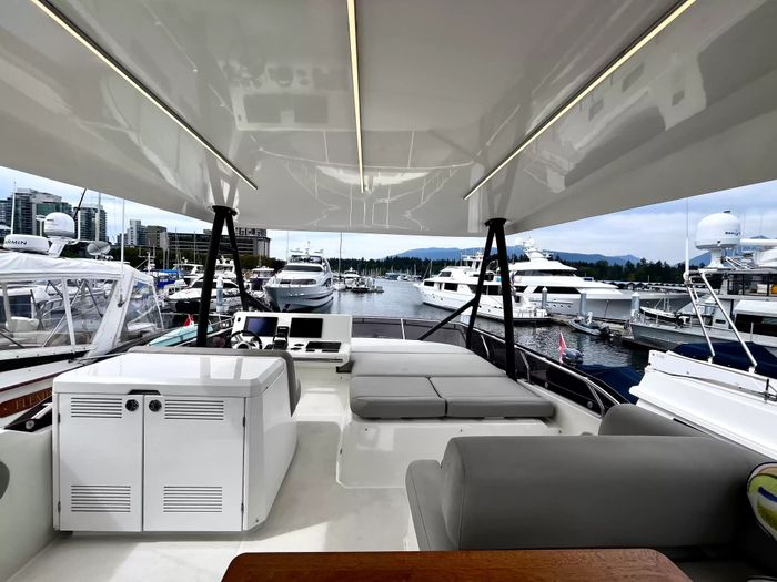 2021 Prestige 520 Fly Photo 156 of 170