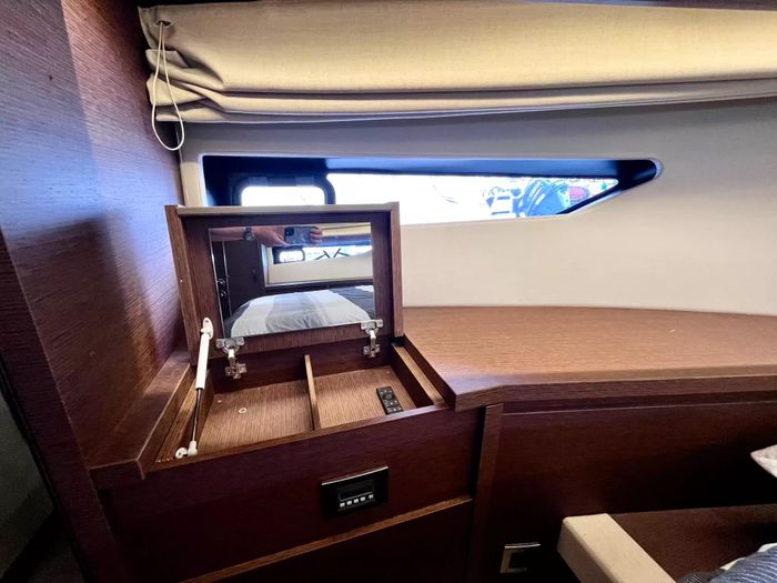 2021 Prestige 520 Fly Photo 89 of 170