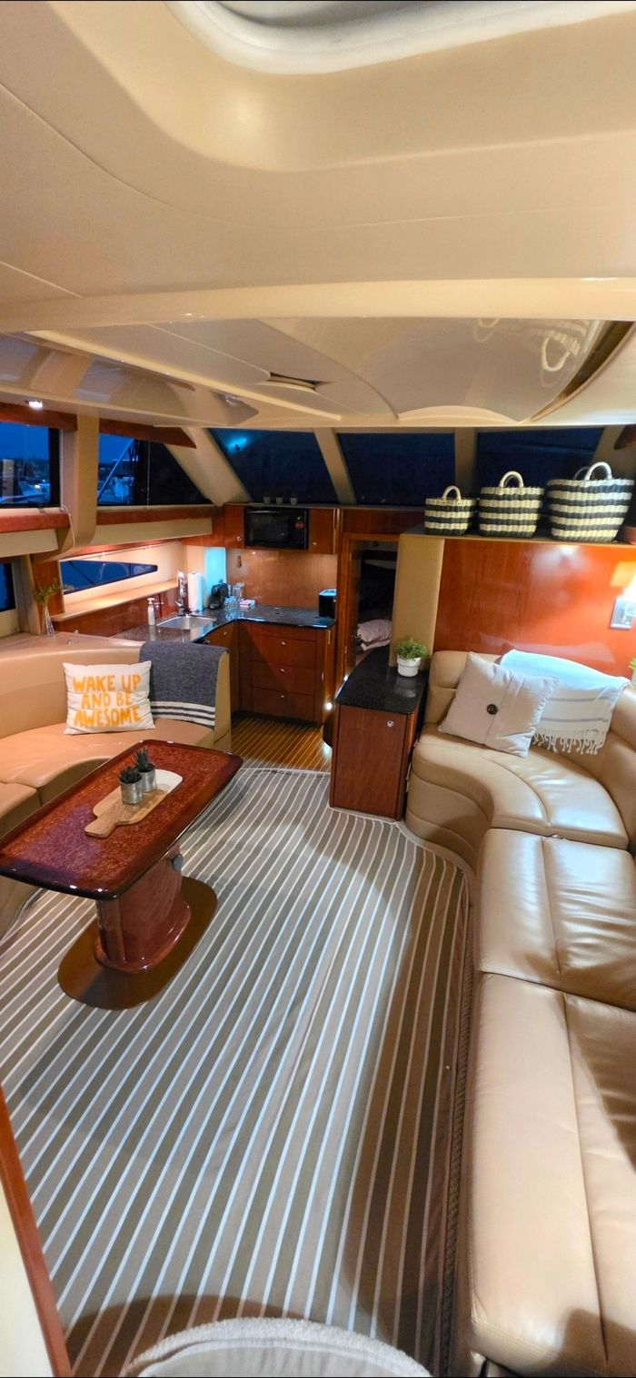 2008 Meridian 368 Photo 11 of 36