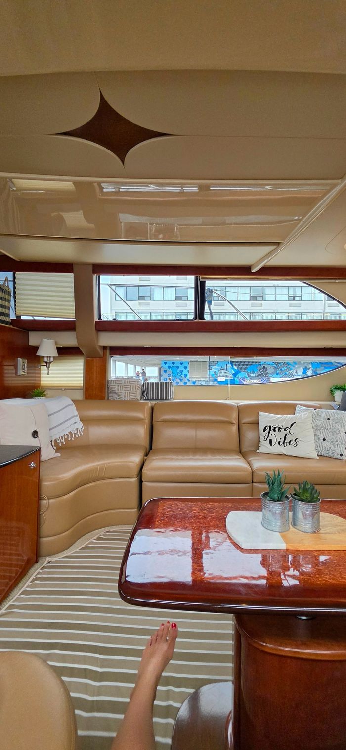 2008 Meridian 368 Photo 21 of 36