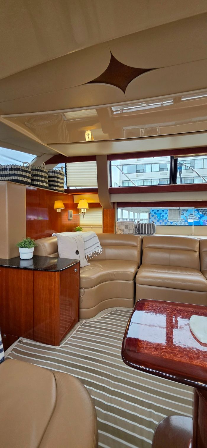 2008 Meridian 368 Photo 23 of 36