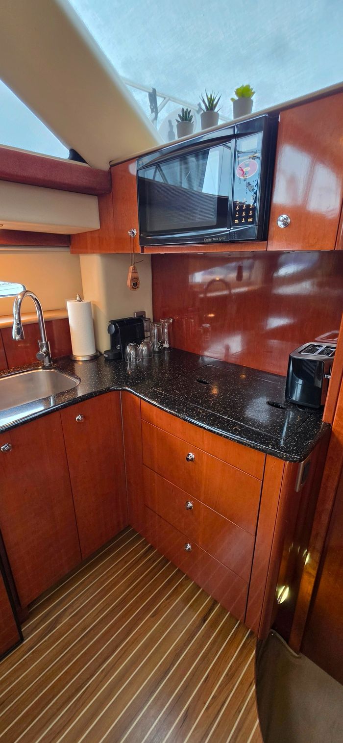 2008 Meridian 368 Photo 25 of 36