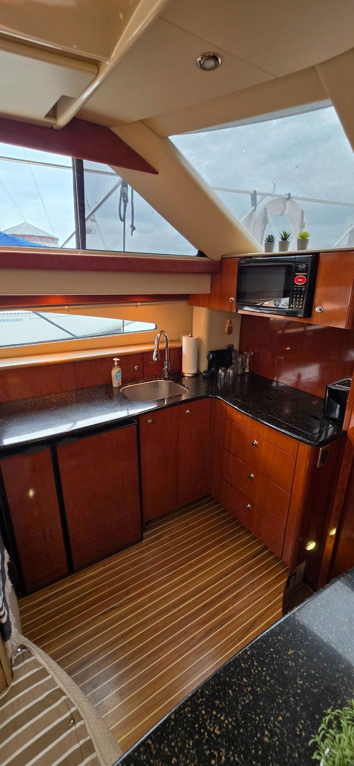 2008 Meridian 368 Photo 26 of 36