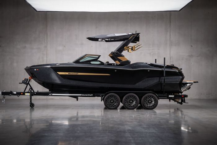 2027 Mastercraft X24 Photo 1 of 66