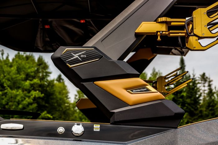 2027 Mastercraft X24 Photo 14 of 66