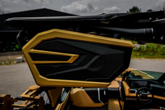 2027 Mastercraft X24 Photo 31 of 66