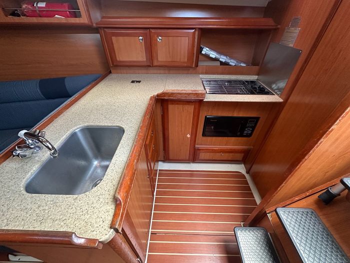 2007 Hunter 31 Photo 20 of 27