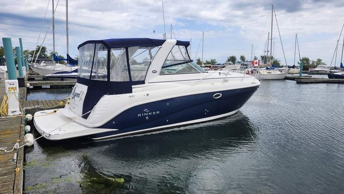 2007 Rinker 320 Express Photo 2 of 34