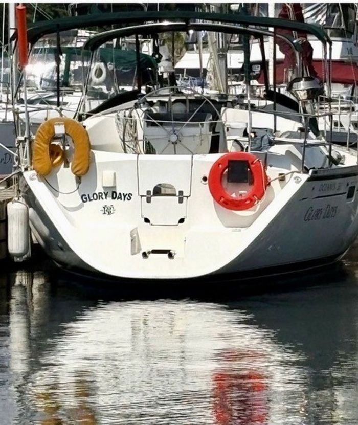 1998 Beneteau 381 Photo 3 of 20