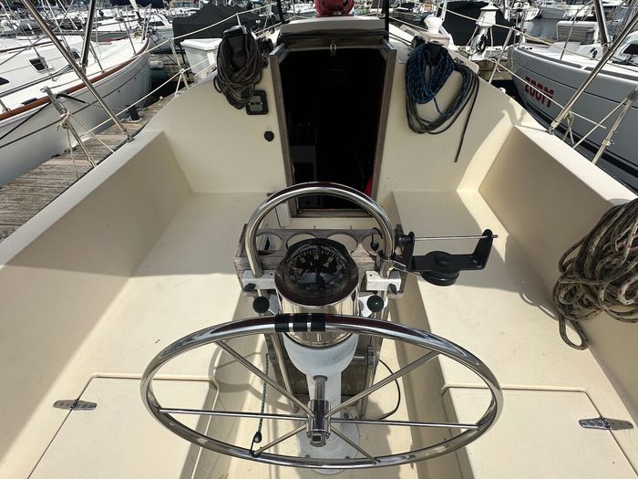 1980 Nonsuch 30 Clasic Photo 7 of 22
