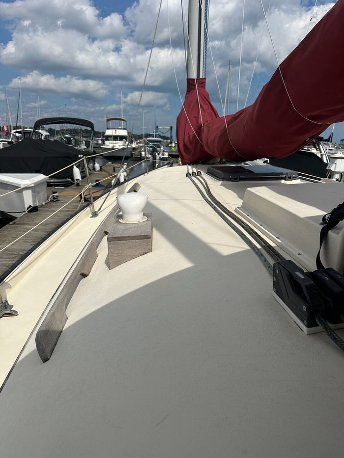 1980 Nonsuch 30 Clasic Photo 3 of 22