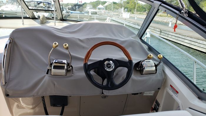 2008 Sea Ray 320 Sundancer Photo 10 of 49