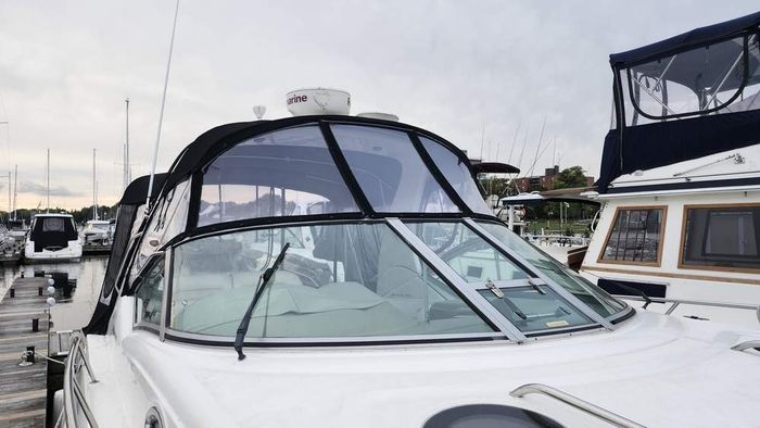 2008 Sea Ray 320 Sundancer Photo 5 of 49